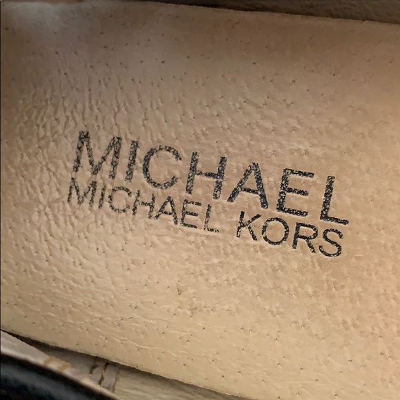 Michael Kors Leather Moccasins Size 7M - Picture 6 of 7